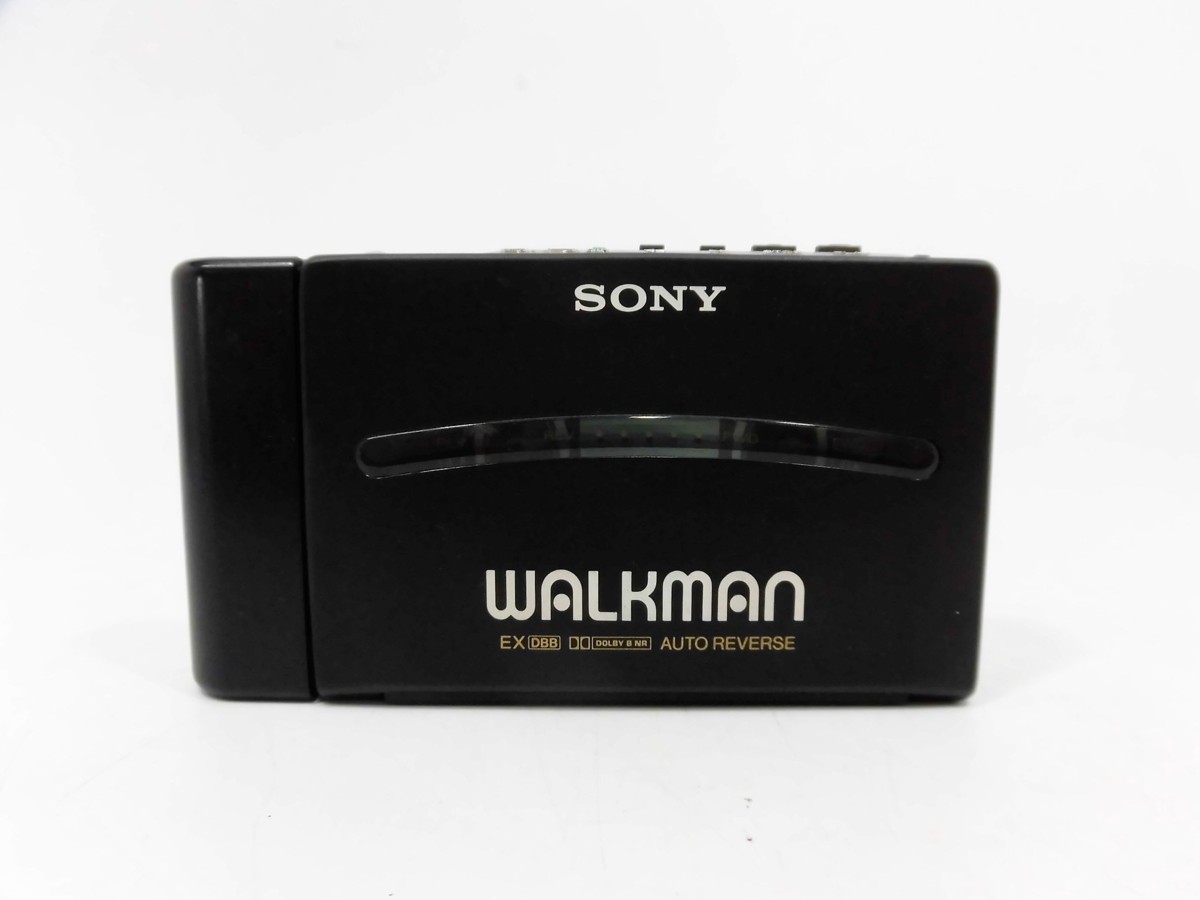 ソニー(SONY)WARKMAN ウォークマン WM-190 カセットプレーヤー 電池ケース付